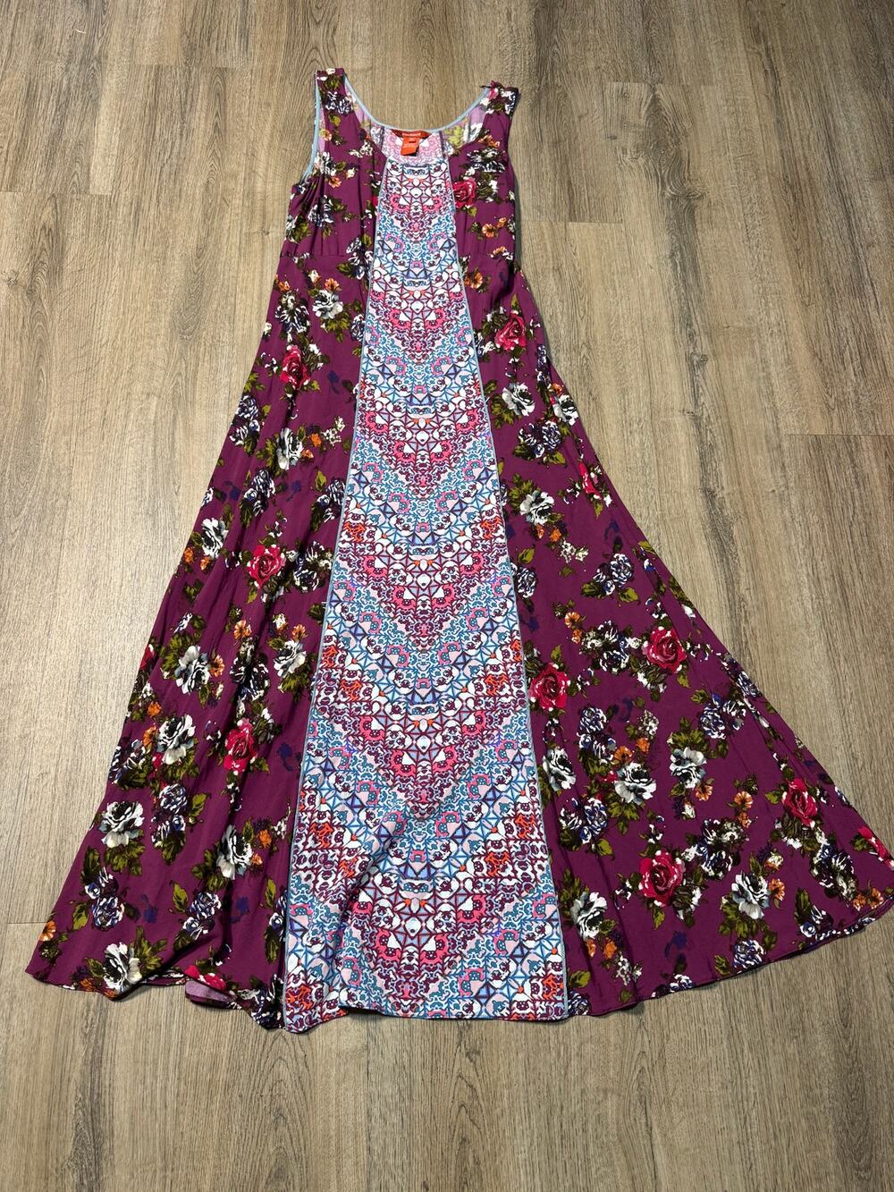 Sundance Women's Plum Floral Maxi Dress with Multicolor Center